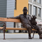 Socha Josefa Švejka před radnicí