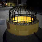 Historická kašna v ulici Josefa Vaníčka