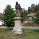 socha sv. Jana Nepomuckého v Mikovicích