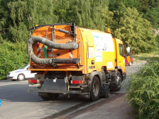 Blokové čistění komunikací ve městě