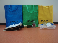 Město rozdává separační tašky