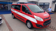 Členové Jednotky sboru dobrovolných hasičů mají nový dopravní automobil
