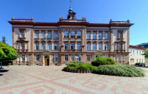 ZŠ Komenského přijme školníka