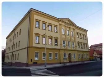 Nabídka volného pracovního místa na ZŠ Jodlova