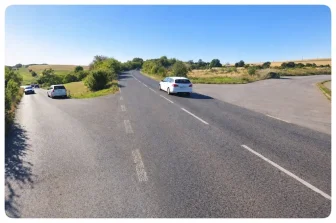 Město zahájilo výstavbu chodníku vedoucího k železniční stanici Zeměchy