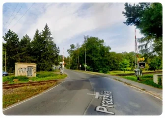 Uzavírka komunikace v ulici Pražská z důvodu rekonstrukce žel. přejezdu